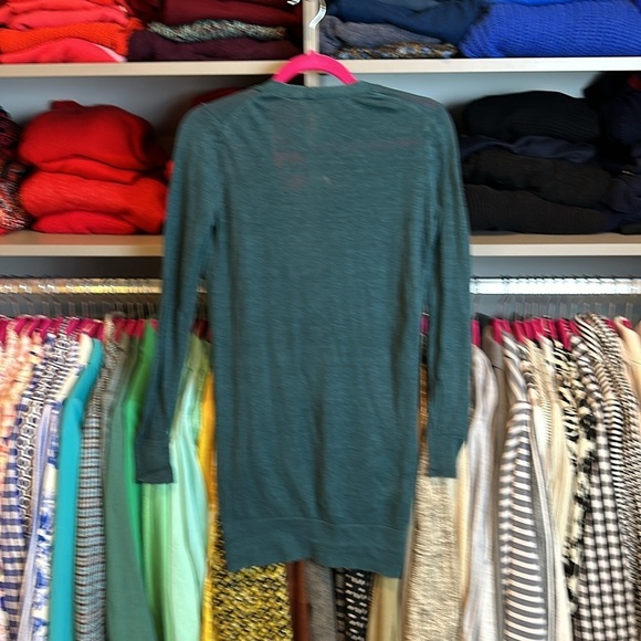 Loft green long sleeve v neck button front long cardigan size XS - Picture 3 of 3